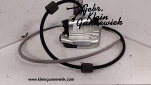 Used Tailgate lock mechanism Ford Transit Custom Price € 60,00 Margin scheme offered by Gebr.Klein Gunnewiek Ho.BV