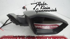Used Wing mirror, right Skoda Superb Price € 125,00 Margin scheme offered by Gebr.Klein Gunnewiek Ho.BV