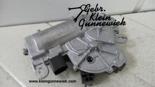 Used Motor for power tailgate closer Volkswagen Touran Price € 40,00 Margin scheme offered by Gebr.Klein Gunnewiek Ho.BV