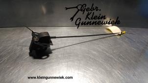 Used Tailgate lock mechanism Renault Master Price € 50,00 Margin scheme offered by Gebr.Klein Gunnewiek Ho.BV