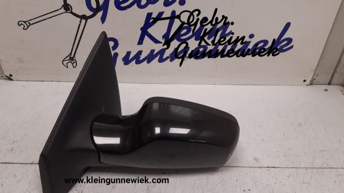Wing mirror, left from a Renault Clio 2008