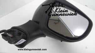 Used Wing mirror, right Renault Clio Price € 60,00 Margin scheme offered by Gebr.Klein Gunnewiek Ho.BV