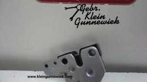 Usagé Traverse supérieure Volkswagen Transporter Prix € 25,00 Règlement à la marge proposé par Gebr.Klein Gunnewiek Ho.BV