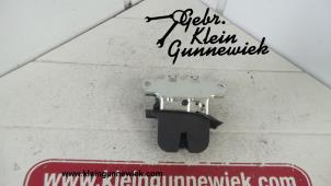 Usagé Serrure de coffre Opel Insignia Prix € 40,00 Règlement à la marge proposé par Gebr.Klein Gunnewiek Ho.BV