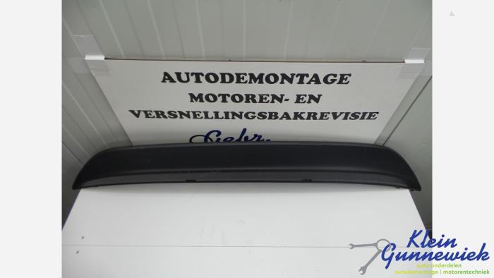 Używane Spojler Volkswagen E-Golf Cena € 30,00 Procedura marży oferowane przez Klein Gunnewiek Autodemontage & Motorentechniek