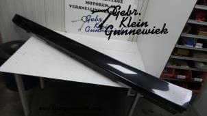 Usagé Jupe gauche BMW 3-Serie Prix € 60,00 Règlement à la marge proposé par Gebr.Klein Gunnewiek Ho.BV