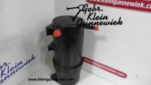 Usados Filtro de carbón Volkswagen Amarok Precio € 35,00 Norma de margen ofrecido por Gebr.Klein Gunnewiek Ho.BV