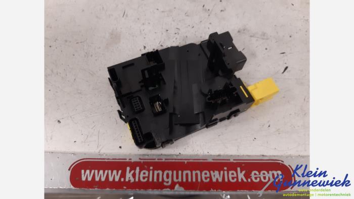 Usagé Ordinateur divers Volkswagen Golf Prix € 36,00 Règlement à la marge proposé par Klein Gunnewiek Autodemontage & Motorentechniek