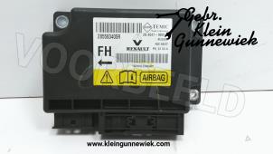 Usagé Module airbag Renault Megane Prix € 75,00 Règlement à la marge proposé par Gebr.Klein Gunnewiek Ho.BV