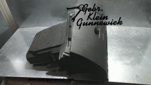 Used Glovebox Renault Megane Price € 35,00 Margin scheme offered by Gebr.Klein Gunnewiek Ho.BV