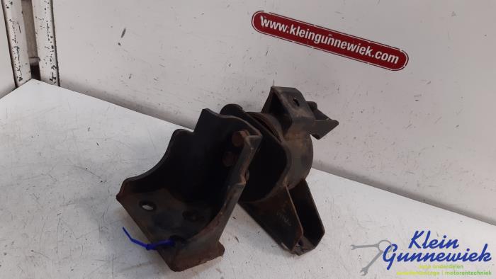 Used Engine mount Hyundai I10 Price € 17,00 Margin scheme offered by Klein Gunnewiek Autodemontage & Motorentechniek