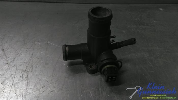 Begagnade Vattenrör Volkswagen Golf Pris € 18,00 Marginaltabell erbjuds av Klein Gunnewiek Autodemontage & Motorentechniek