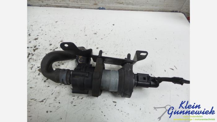 Używane Pompa wodna Seat Alhambra Cena € 29,00 Procedura marży oferowane przez Klein Gunnewiek Autodemontage & Motorentechniek