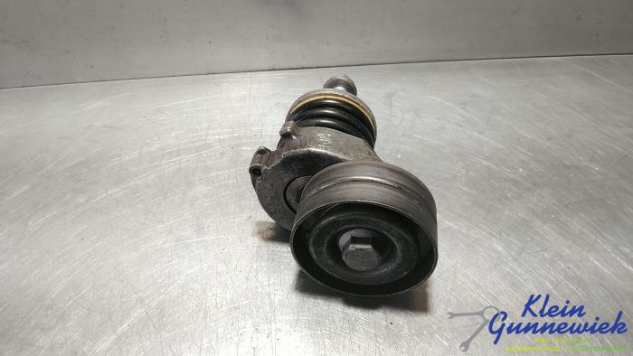 Usados Rodillo tensor correa múltiple Volkswagen Touran Precio € 35,00 Norma de margen ofrecido por Klein Gunnewiek Autodemontage & Motorentechniek