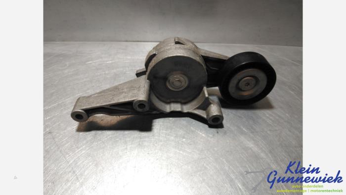 Usados Rodillo tensor correa múltiple Volkswagen Golf Precio € 24,00 Norma de margen ofrecido por Klein Gunnewiek Autodemontage & Motorentechniek
