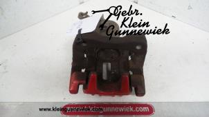 Usagé Etrier de frein arrière gauche Volkswagen Golf Prix € 30,00 Règlement à la marge proposé par Gebr.Klein Gunnewiek Ho.BV