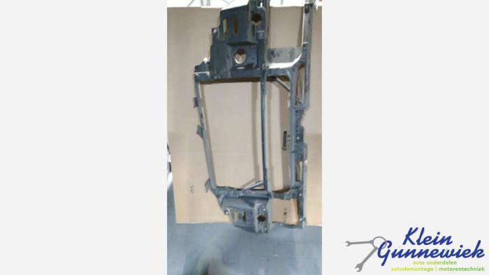 Begagnade Front Ford Galaxy Pris € 38,00 Marginaltabell erbjuds av Klein Gunnewiek Autodemontage & Motorentechniek