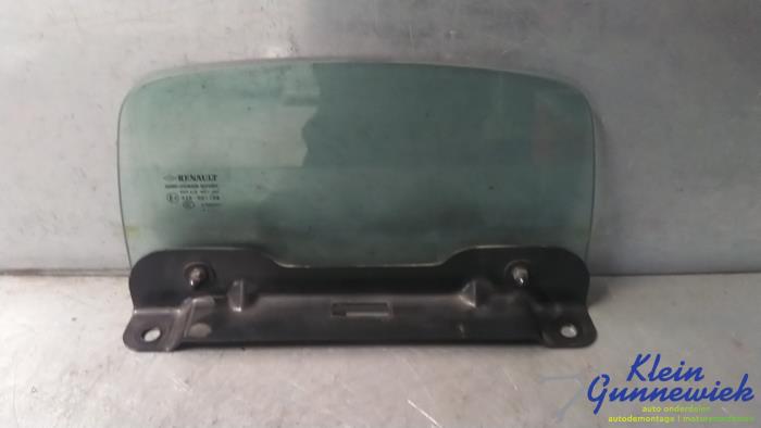 Usados Ventanilla detrás Renault Megane Precio € 59,00 Norma de margen ofrecido por Klein Gunnewiek Autodemontage & Motorentechniek