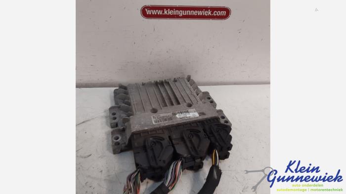 Used Injection computer Renault Megane Price € 49,00 Margin scheme offered by Klein Gunnewiek Autodemontage & Motorentechniek