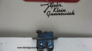 Used Tailgate lock mechanism Dacia Logan Price € 20,00 Margin scheme offered by Gebr.Klein Gunnewiek Ho.BV