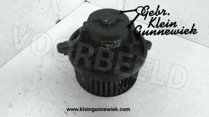 Usados Motor de ventilador de calefactor Kia Cerato Precio € 45,00 Norma de margen ofrecido por Gebr.Klein Gunnewiek Ho.BV