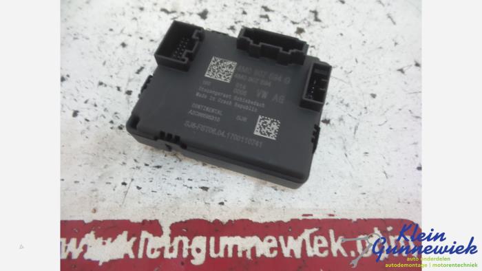 Used Computer, miscellaneous Volkswagen Touareg Price € 30,00 Margin scheme offered by Klein Gunnewiek Autodemontage & Motorentechniek