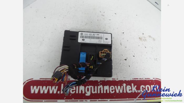 Usagé Ordinateur divers Audi A8 Prix € 33,00 Règlement à la marge proposé par Klein Gunnewiek Autodemontage & Motorentechniek