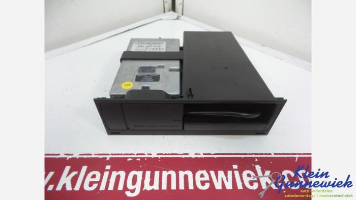 Used Computer, miscellaneous Audi A4 Price € 76,00 Margin scheme offered by Klein Gunnewiek Autodemontage & Motorentechniek