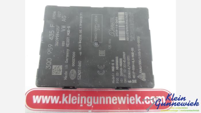 Used Computer, miscellaneous Volkswagen Arteon Price € 82,00 Margin scheme offered by Klein Gunnewiek Autodemontage & Motorentechniek