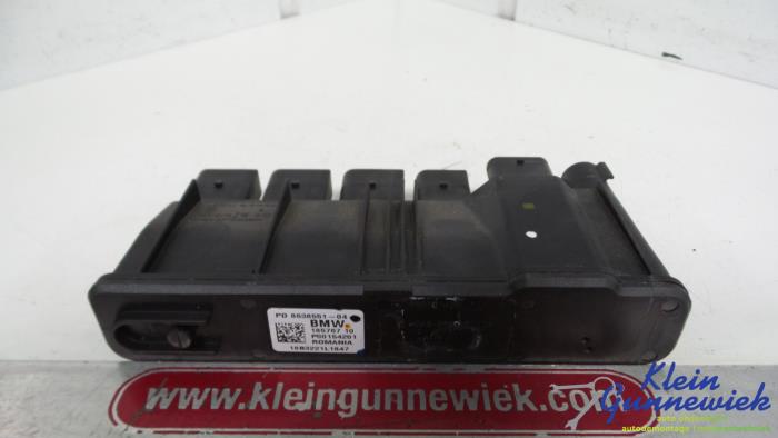 Usagé Ordinateur divers BMW M1 Prix € 20,00 Règlement à la marge proposé par Klein Gunnewiek Autodemontage & Motorentechniek