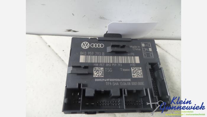 Used Computer, miscellaneous Audi A4 Price € 15,00 Margin scheme offered by Klein Gunnewiek Autodemontage & Motorentechniek