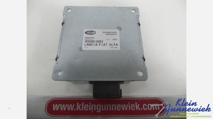Used Computer, miscellaneous Opel Combo Price € 20,00 Margin scheme offered by Klein Gunnewiek Autodemontage & Motorentechniek