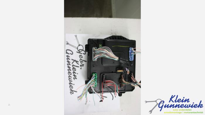 Usagé Ordinateur divers Renault Megane Prix € 35,00 Règlement à la marge proposé par Klein Gunnewiek Autodemontage & Motorentechniek