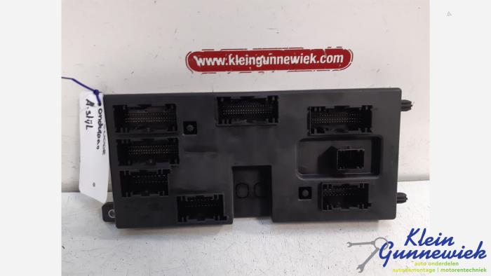 Used Computer, miscellaneous Jaguar XE Price € 153,00 Margin scheme offered by Klein Gunnewiek Autodemontage & Motorentechniek
