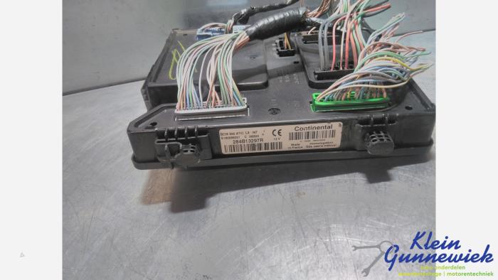 Usagé Ordinateur divers Renault Megane Prix € 35,00 Règlement à la marge proposé par Klein Gunnewiek Autodemontage & Motorentechniek