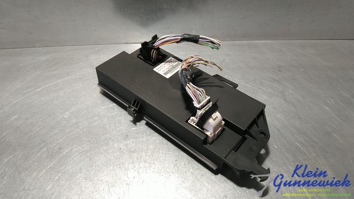 Usagé Ordinateur divers Renault Grand Espace Prix € 34,00 Règlement à la marge proposé par Klein Gunnewiek Autodemontage & Motorentechniek