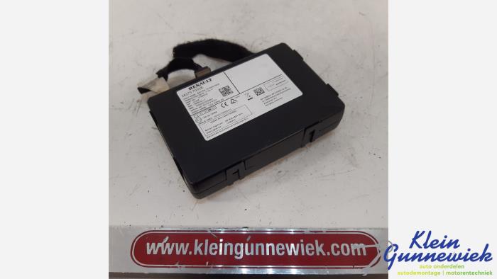 Used Computer, miscellaneous Renault Captur Price € 28,00 Margin scheme offered by Klein Gunnewiek Autodemontage & Motorentechniek