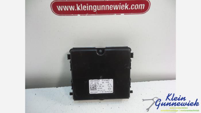 Used Computer, miscellaneous Renault Captur Price € 30,00 Margin scheme offered by Klein Gunnewiek Autodemontage & Motorentechniek