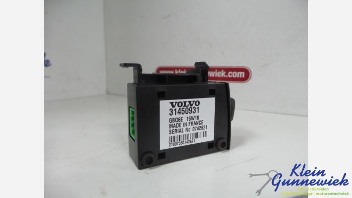 Usagé Ordinateur divers Volvo V70 Prix € 16,00 Règlement à la marge proposé par Klein Gunnewiek Autodemontage & Motorentechniek