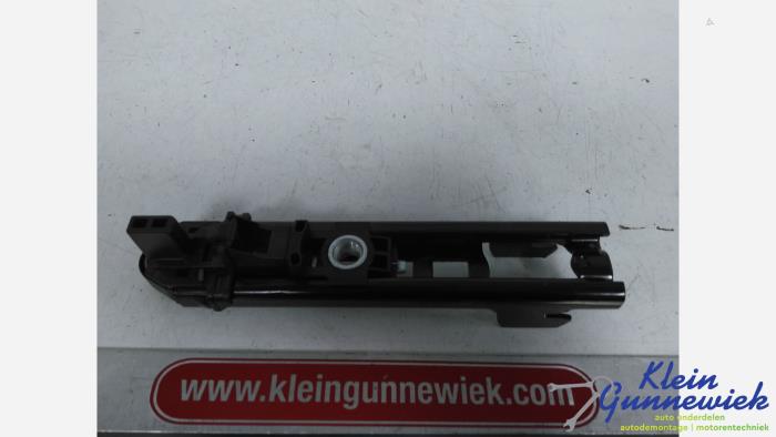 Begagnade Diverse Volkswagen Jetta Pris € 15,00 Marginaltabell erbjuds av Klein Gunnewiek Autodemontage & Motorentechniek