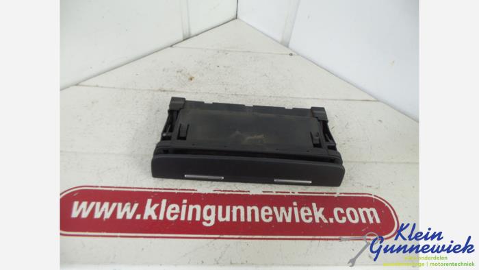 Begagnade Diverse Seat Exeo Pris € 15,00 Marginaltabell erbjuds av Klein Gunnewiek Autodemontage & Motorentechniek