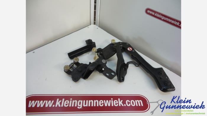 Begagnade Diverse Ford Transit Custom Pris € 35,00 Marginaltabell erbjuds av Klein Gunnewiek Autodemontage & Motorentechniek