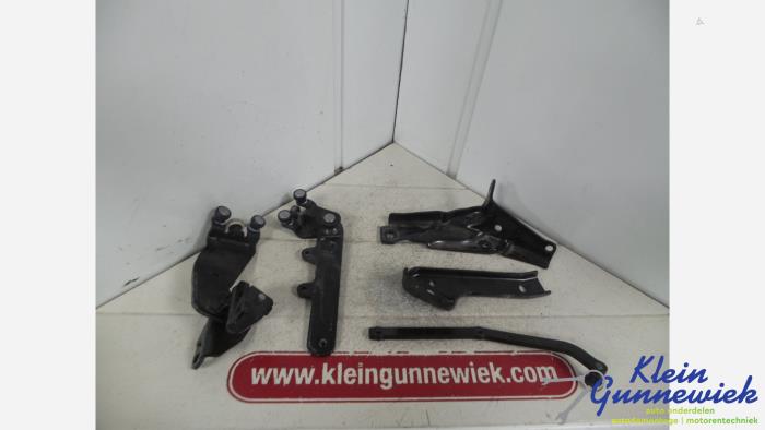 Begagnade Diverse Opel Combo Pris € 65,00 Marginaltabell erbjuds av Klein Gunnewiek Autodemontage & Motorentechniek