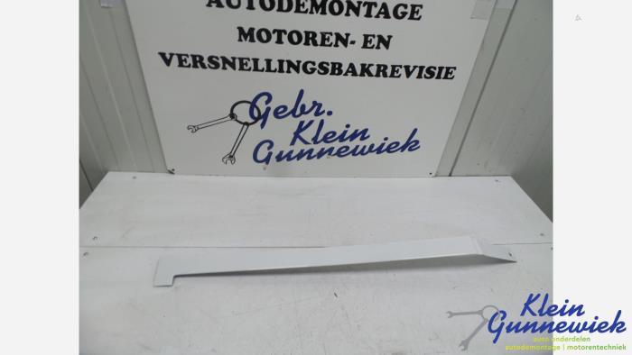 Używane Rózne Opel Combo Cena € 30,00 Procedura marży oferowane przez Klein Gunnewiek Autodemontage & Motorentechniek