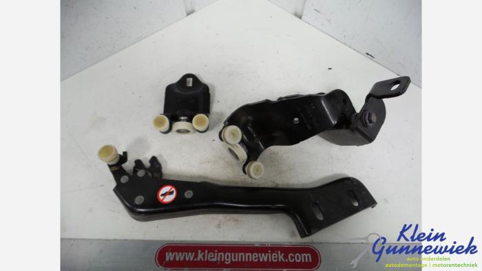Begagnade Diverse Ford Transit Custom Pris € 25,00 Marginaltabell erbjuds av Klein Gunnewiek Autodemontage & Motorentechniek