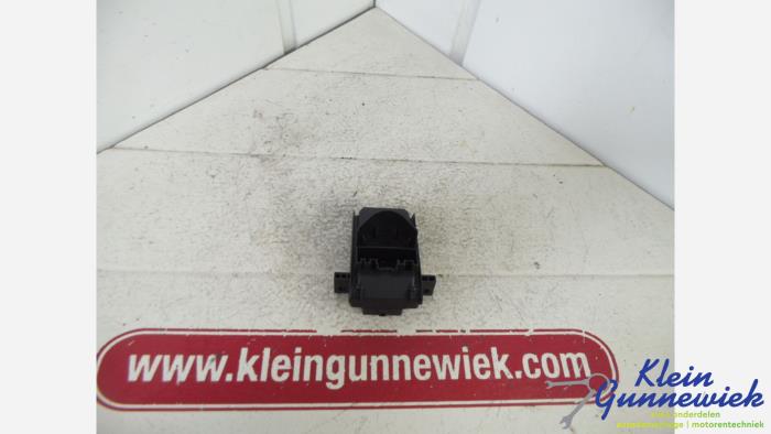 Używane Modul (rózne) Ford B-Max Cena € 35,00 Procedura marży oferowane przez Klein Gunnewiek Autodemontage & Motorentechniek