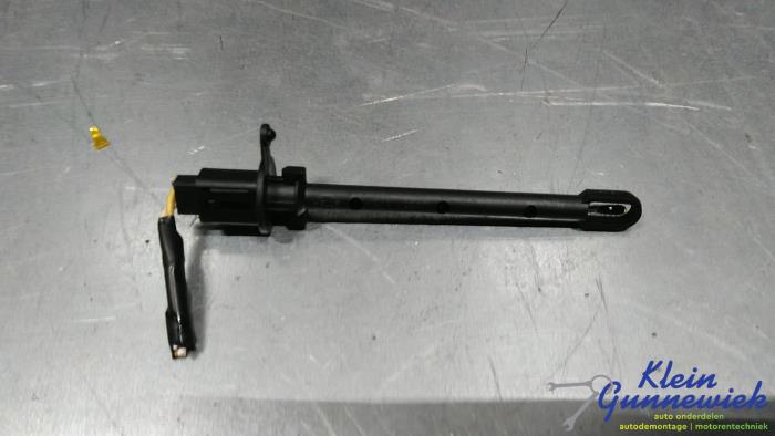 Begagnade Sensor (övriga) Renault Fluence Pris € 57,00 Marginaltabell erbjuds av Klein Gunnewiek Autodemontage & Motorentechniek