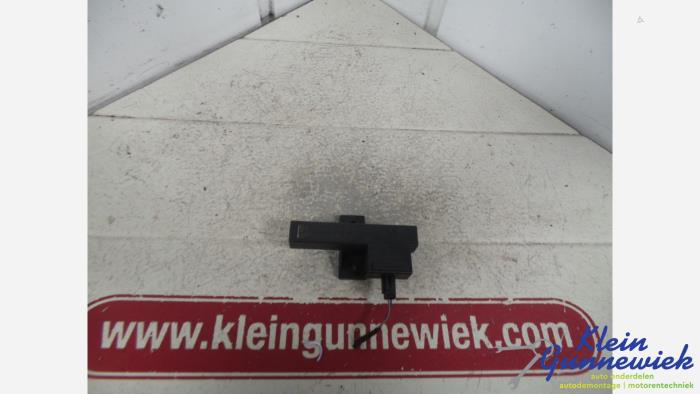 Begagnade Sensor (övriga) Audi A6 Pris € 17,00 Marginaltabell erbjuds av Klein Gunnewiek Autodemontage & Motorentechniek