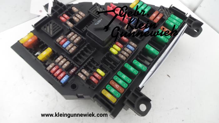 Fuse box from a BMW 5-Serie 2015