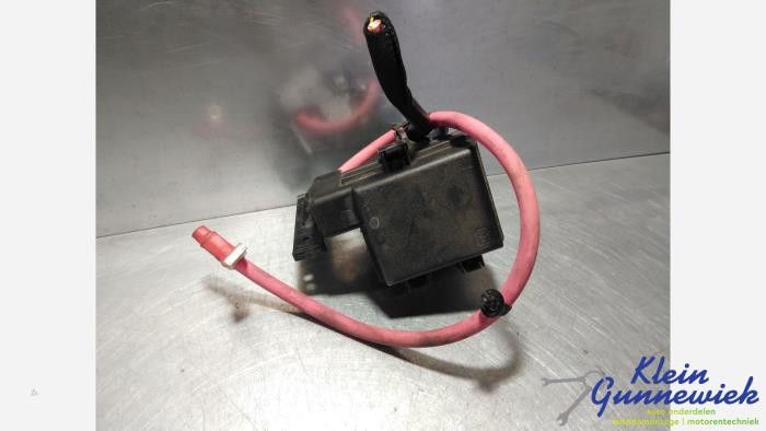 Begagnade Säkringsbox Renault Megane Pris € 38,00 Marginaltabell erbjuds av Klein Gunnewiek Autodemontage & Motorentechniek